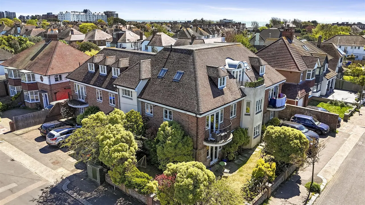 44 Wallace Avenue, West Worthing, photo 20