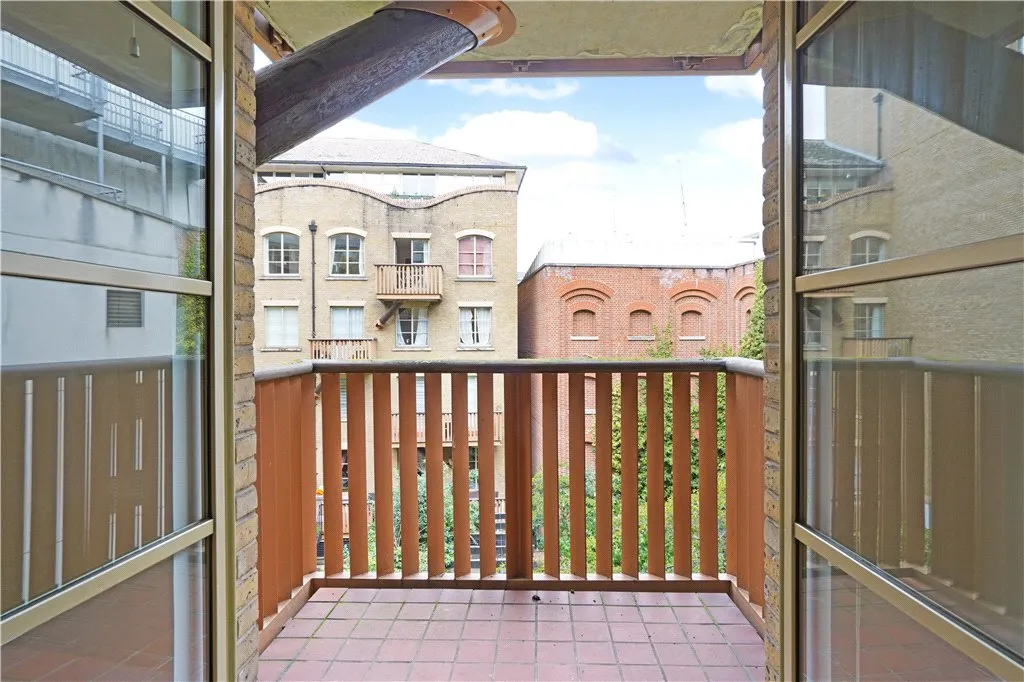 Apartment for sale in Queen Elizabeth Street, London, SE1, photo 23