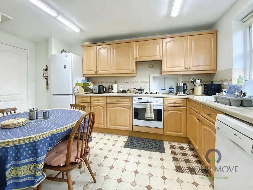 Kingfisher Close, Iwade, ME9, photo 4