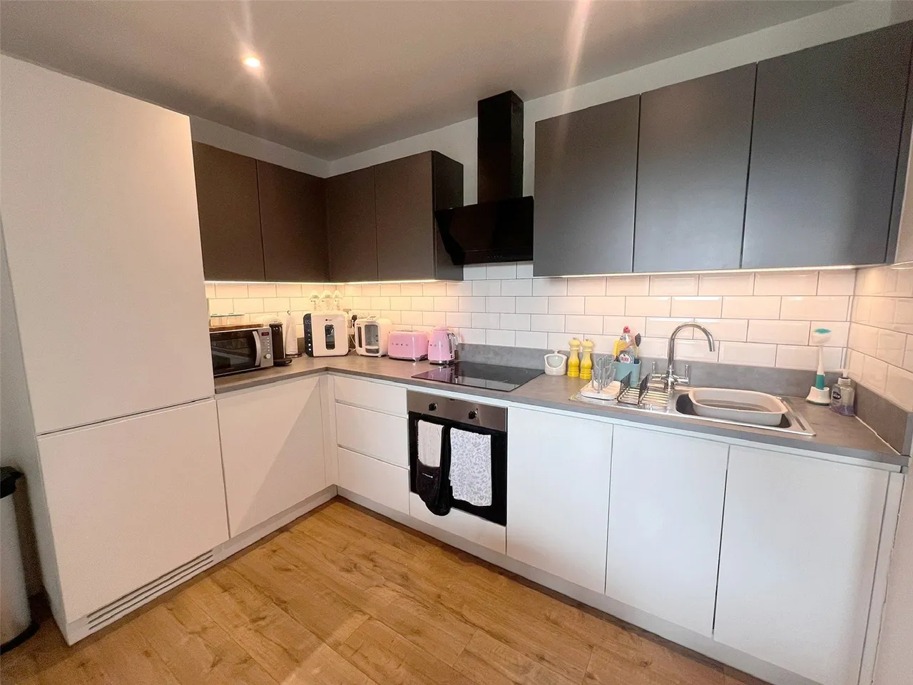 Grand View, 296 Farnborough Road, Farnborough, GU14 7GZ, photo 8