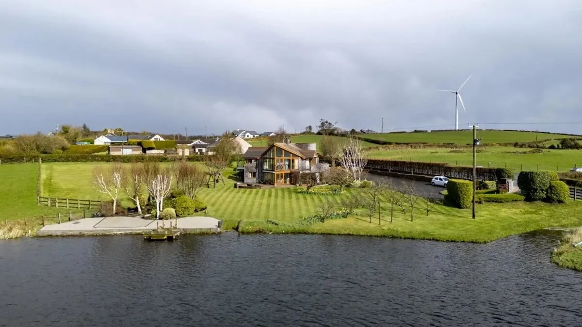 5 bed house for sale, Lisbarnet Road, Comber, BT23
