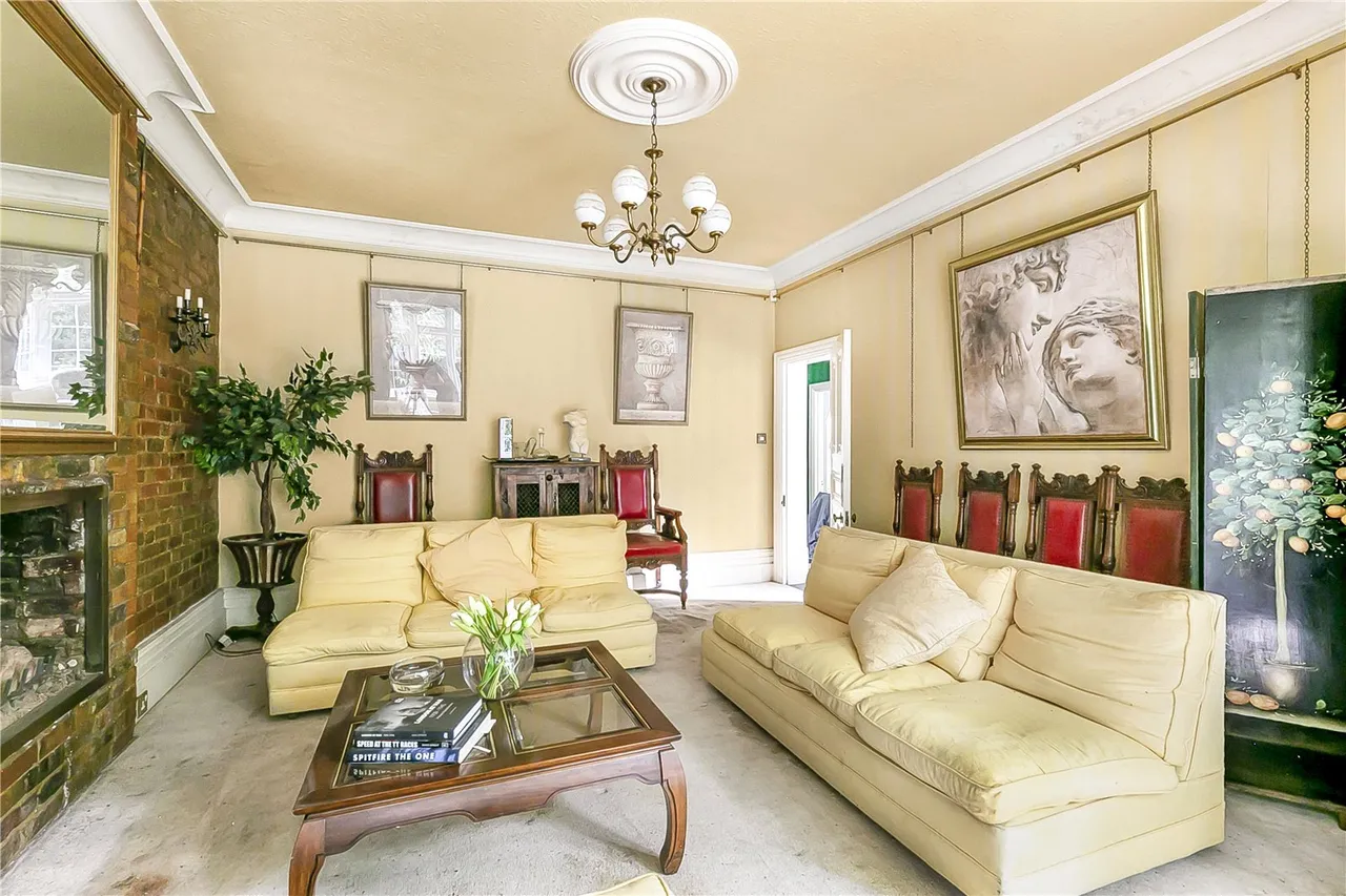 Wellington Road, Enfield, EN1 2PH, photo 6