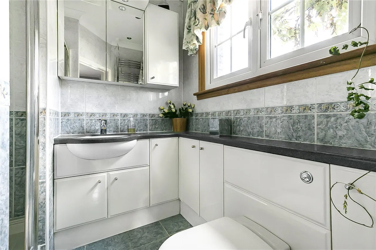 Wellington Road, Enfield, EN1 2PH, photo 15