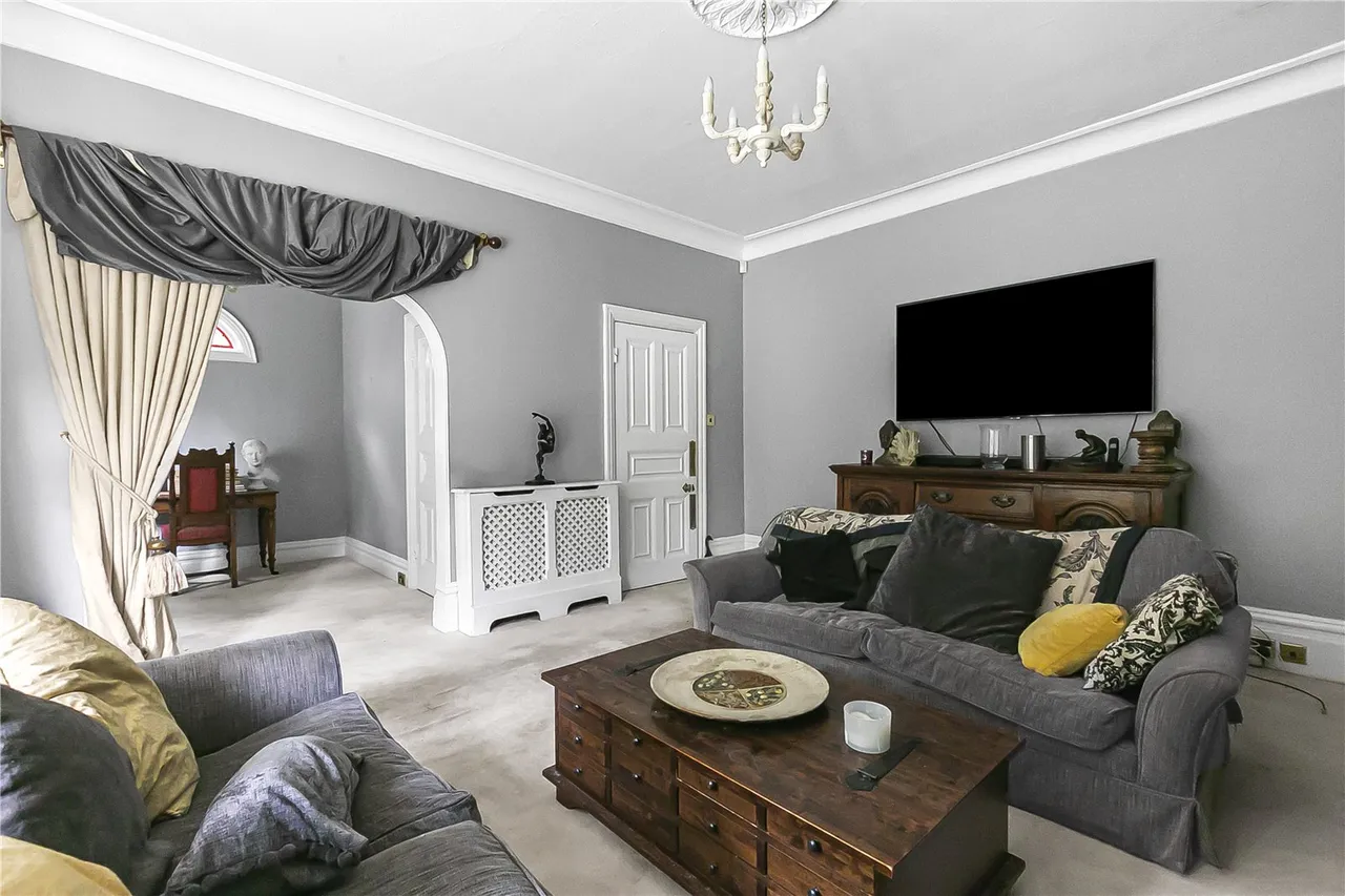 Wellington Road, Enfield, EN1 2PH, photo 9