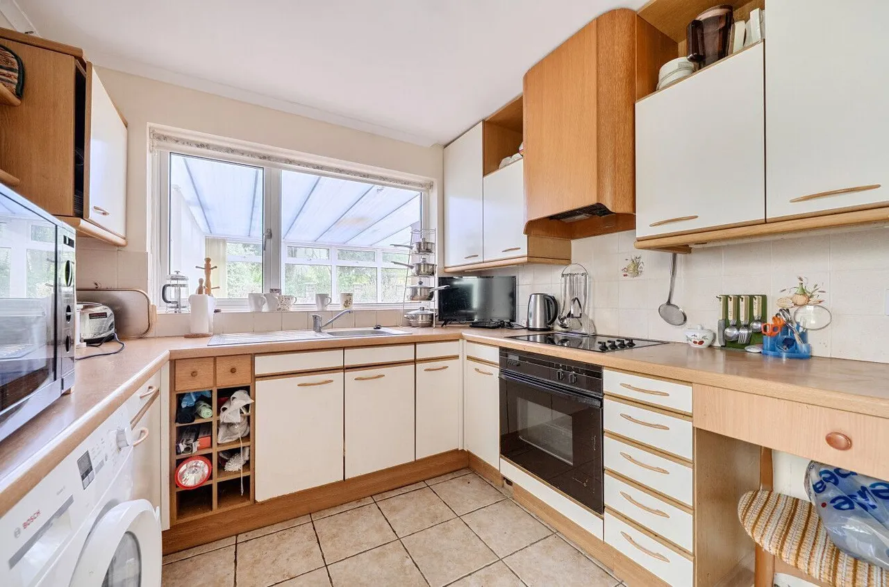 Woodcock Gardens, Warminster, BA12, photo 3