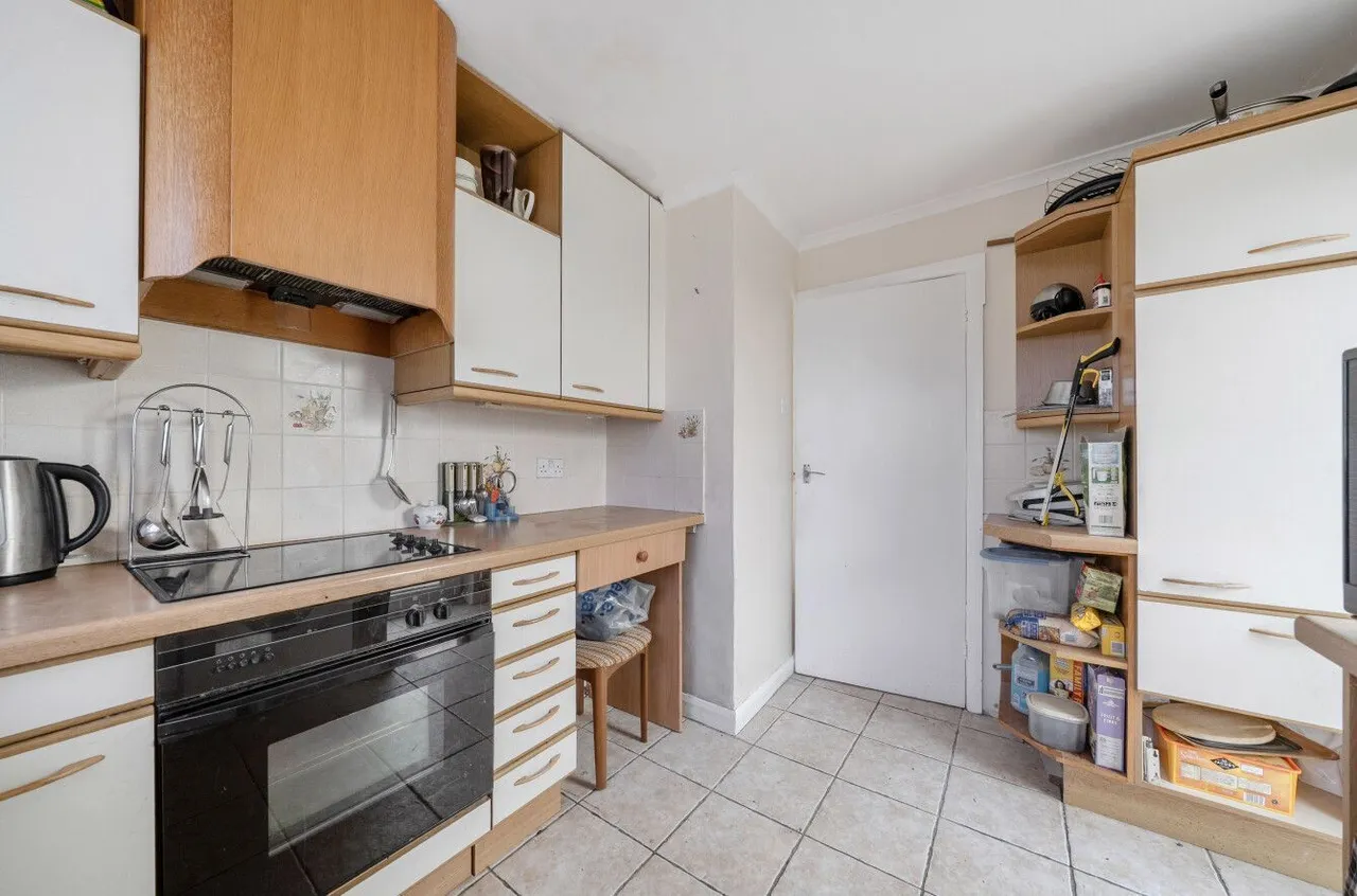 Woodcock Gardens, Warminster, BA12, photo 5