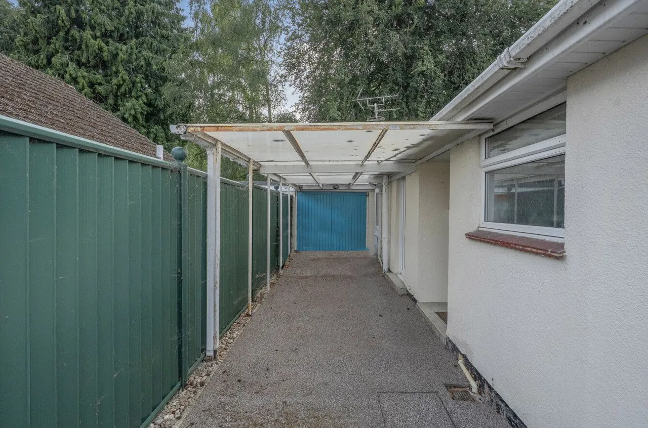 Woodcock Gardens, Warminster, BA12, photo 13