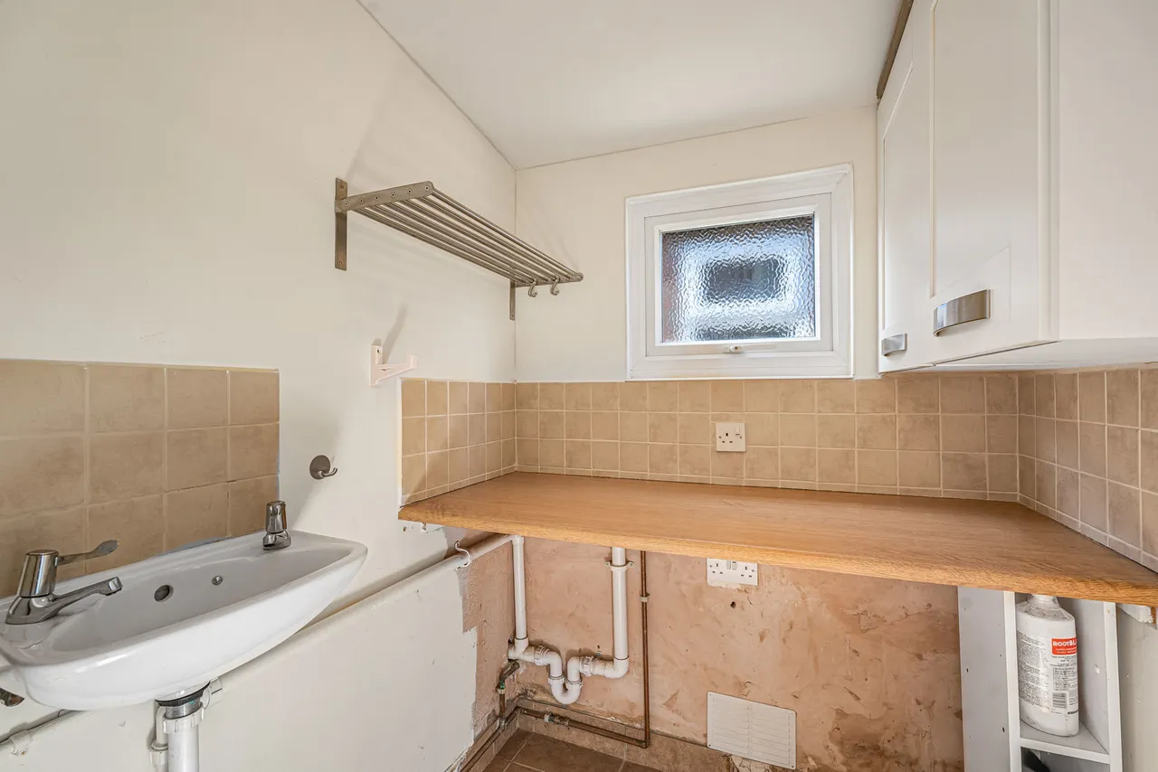Russell Drive, Stanwell, TW19, photo 8