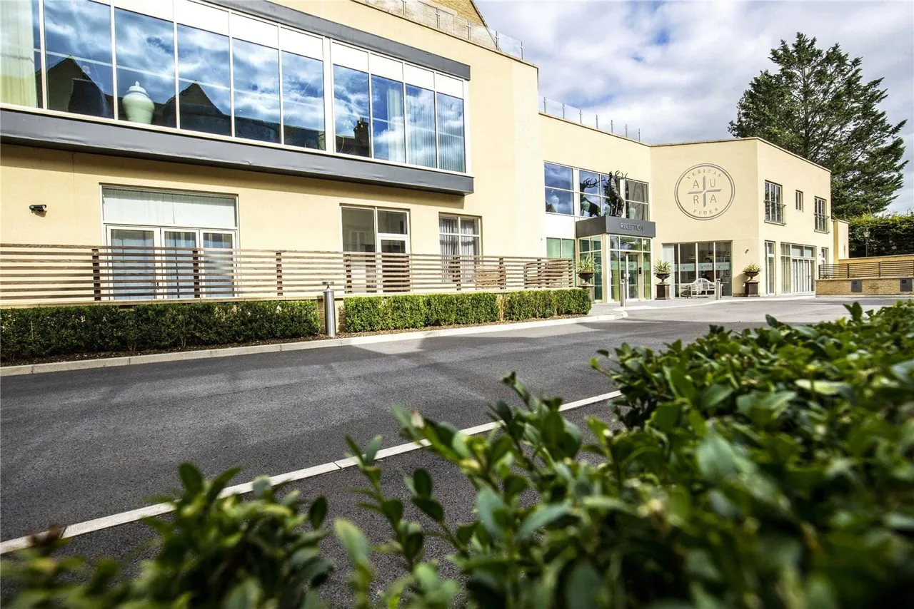 Stratton Place, Stratton, GL7, photo 9