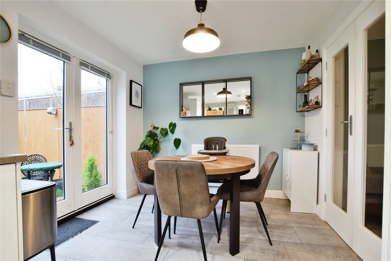 Baskerville Road, Altrincham, WA14, photo 15