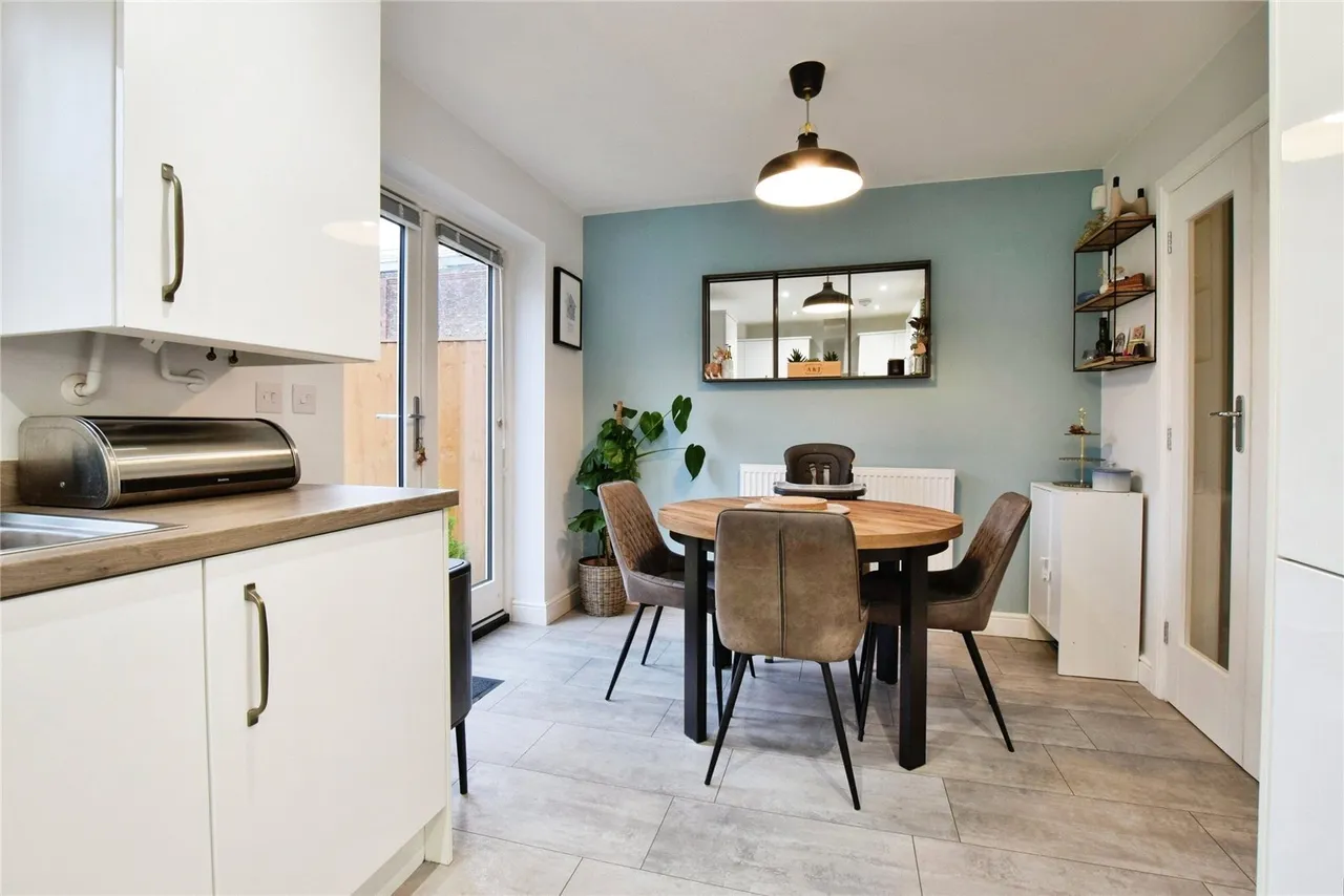 Baskerville Road, Altrincham, WA14, photo 5