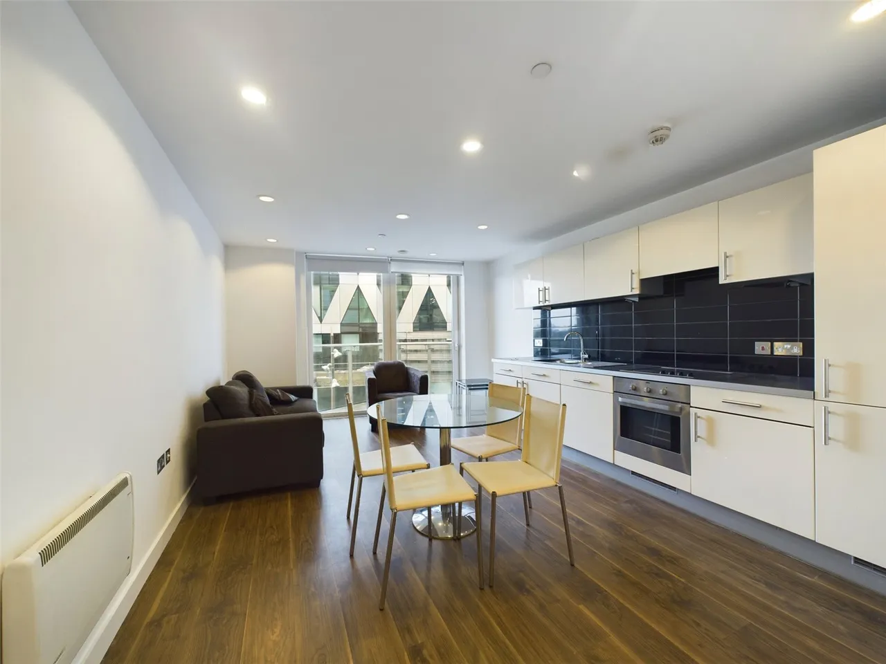 Pink, Media City UK, Salford, Greater Manchester, M50 2BA, photo 2