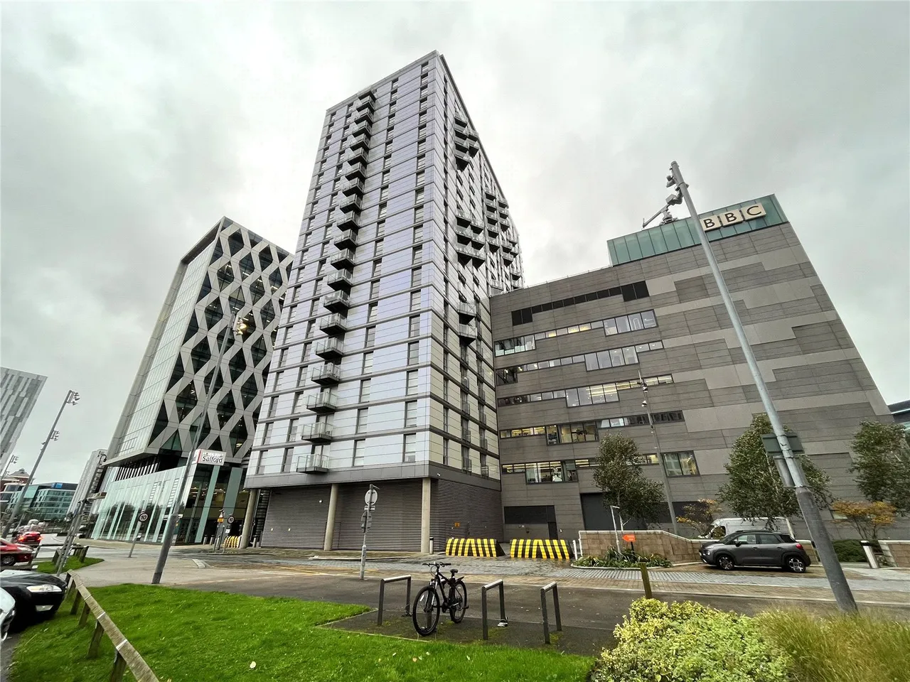2 bed flat to rent — Pink, Media City UK, Salford, Greater Manchester, M50 2BA