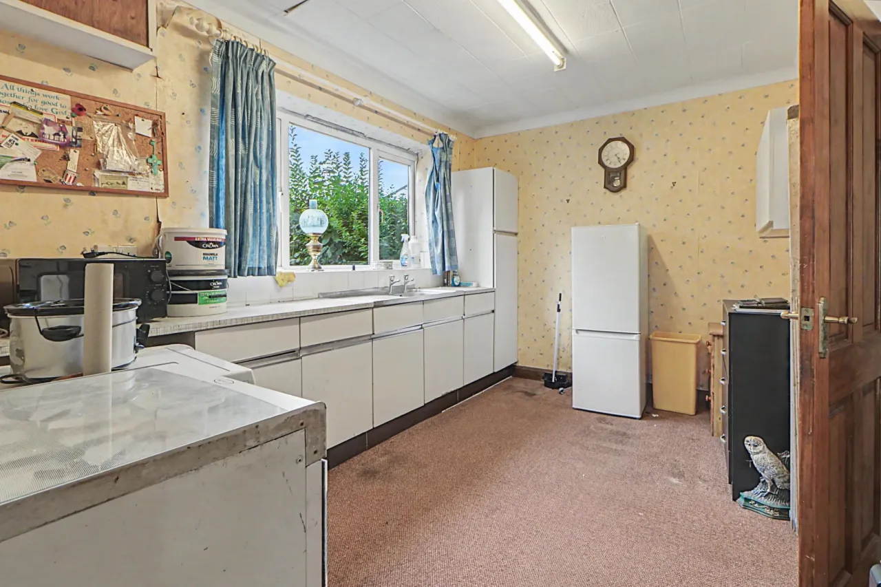 Roberts Close, Alsagers Bank, photo 5