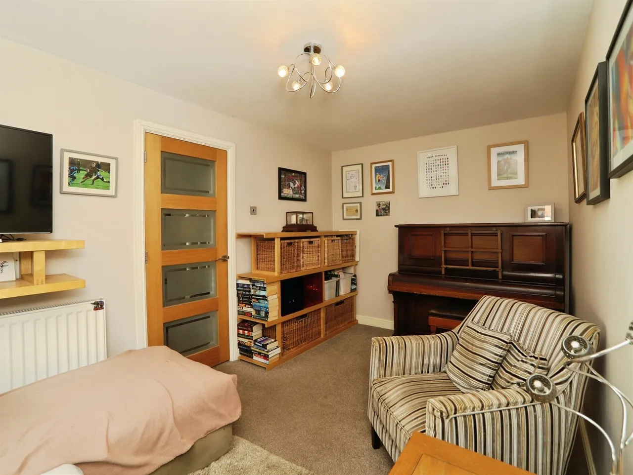 Chestnut Close, Caerphilly, CF83, photo 11