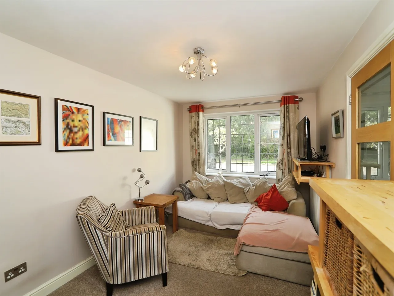 Chestnut Close, Caerphilly, CF83, photo 12