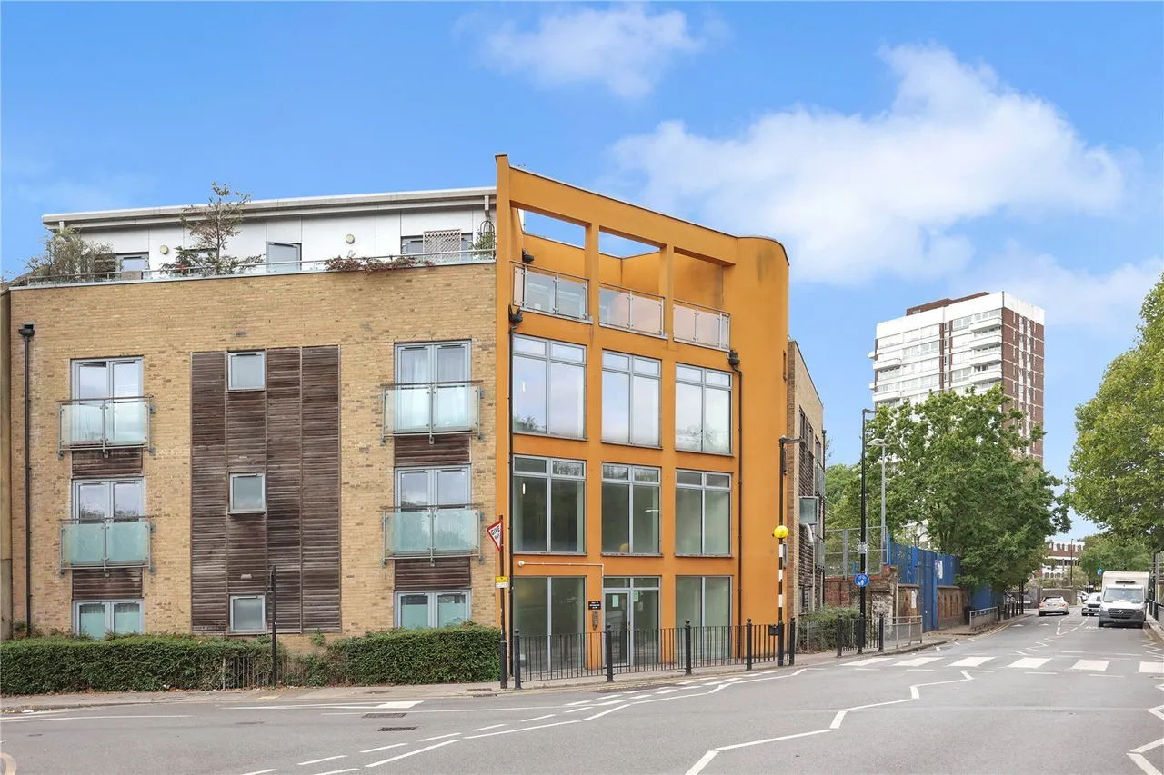 Salmon Lane, Limehouse, E14, photo 13
