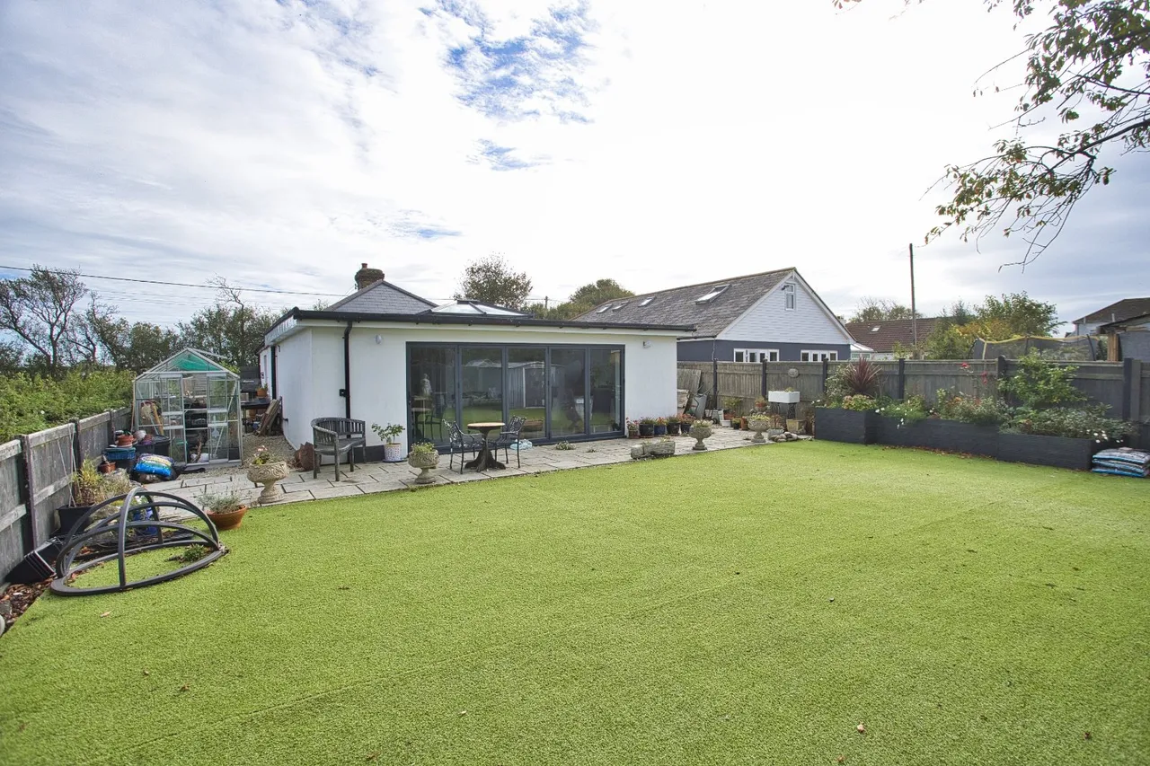 Winehouse Lane, Capel-le-Ferne, CT18, photo 13