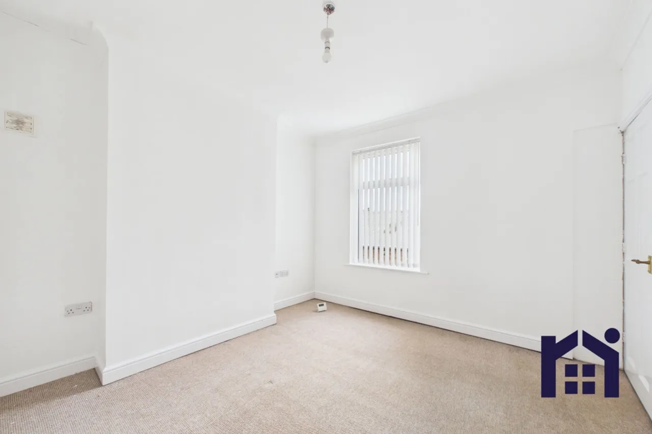 Preston Road, Standish, Wigan, WN6 0HS, photo 11