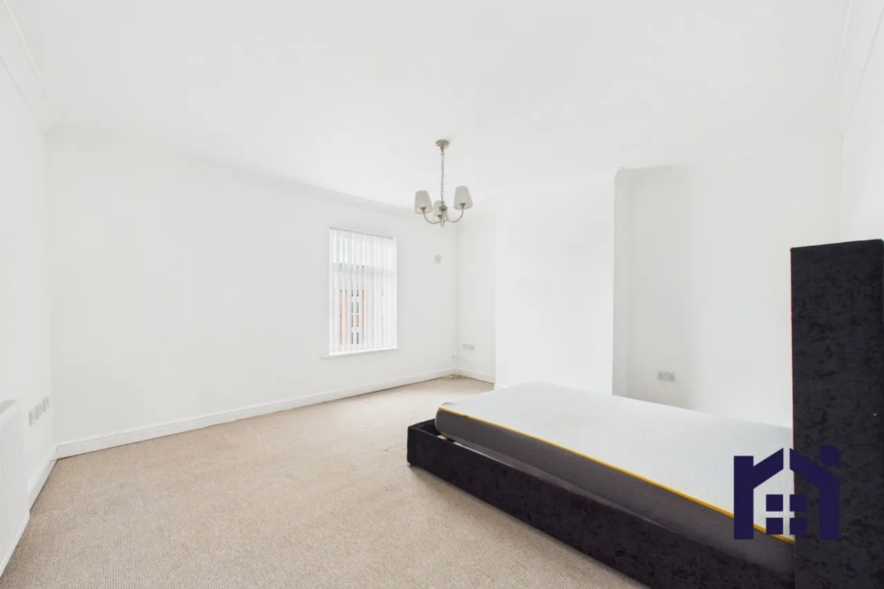 Preston Road, Standish, Wigan, WN6 0HS, photo 10