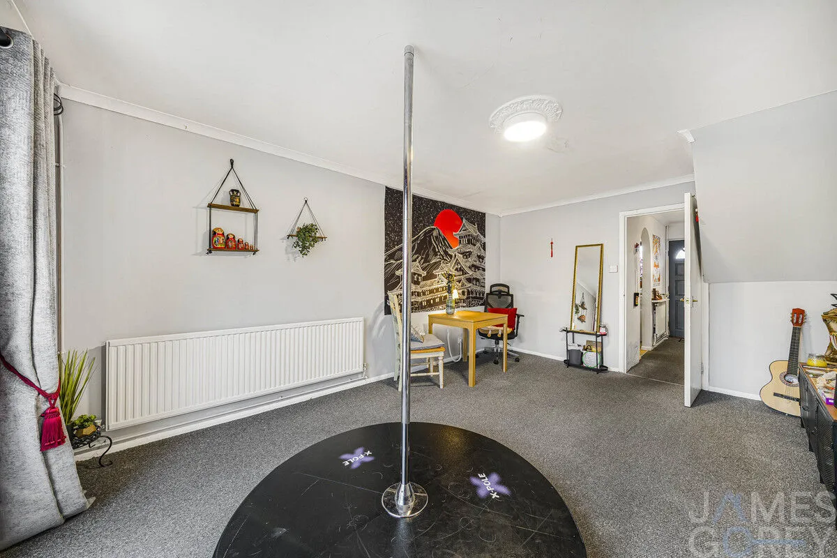 The Terraces, Dartford, DA2, photo 14