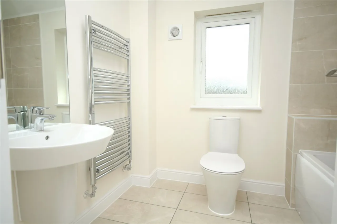 Cowslip Close, Cheltenham, GL53, photo 17