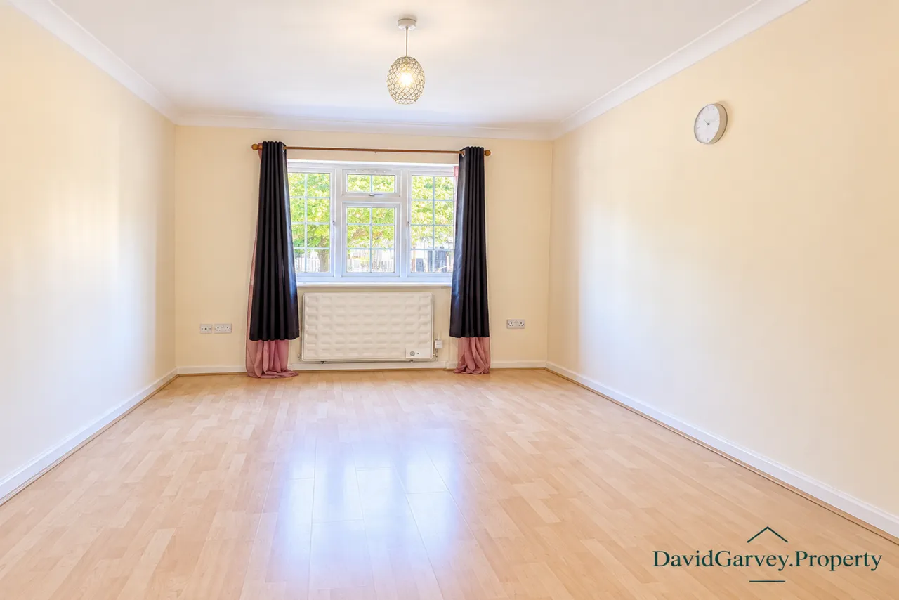 George Street, Romford, RM1, photo 4