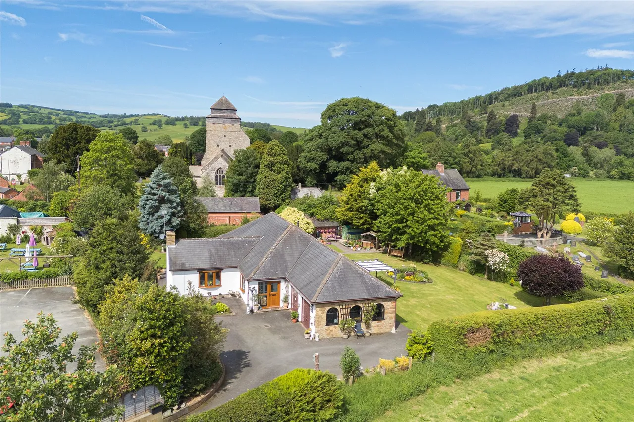 Kerry, Newtown, Powys, SY16 4NP, photo 24