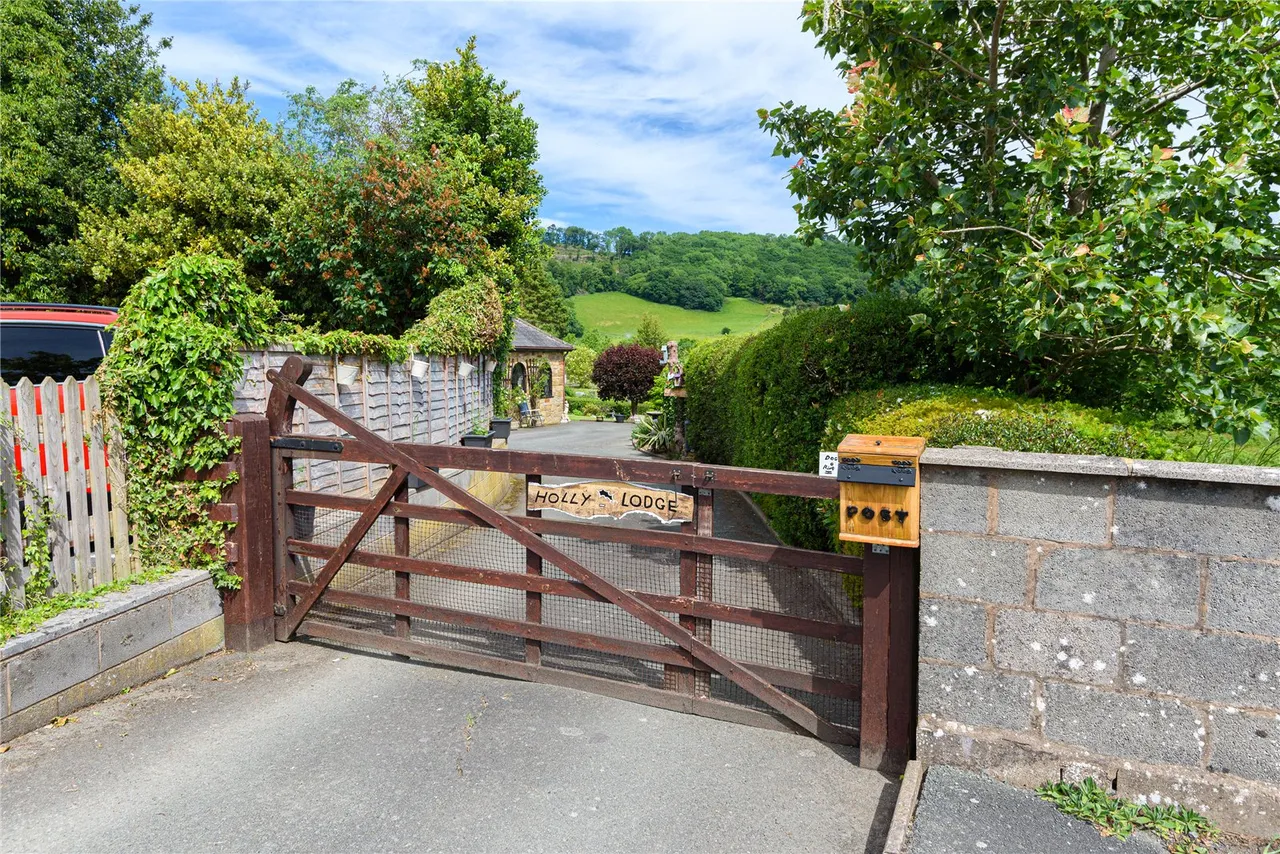Kerry, Newtown, Powys, SY16 4NP, photo 36