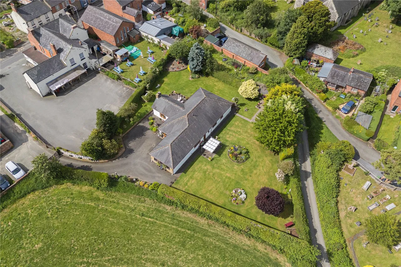 Kerry, Newtown, Powys, SY16 4NP, photo 26
