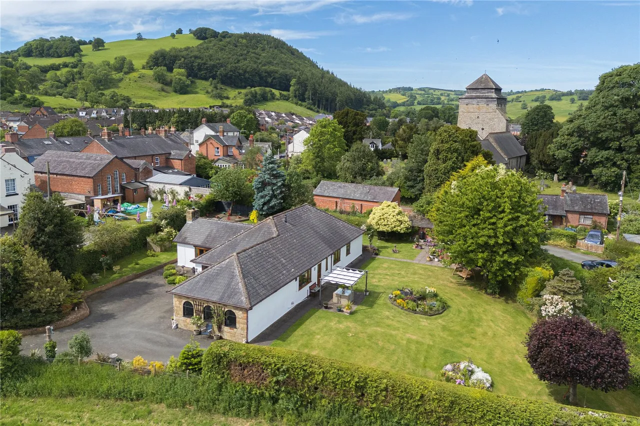 Kerry, Newtown, Powys, SY16 4NP, photo 29