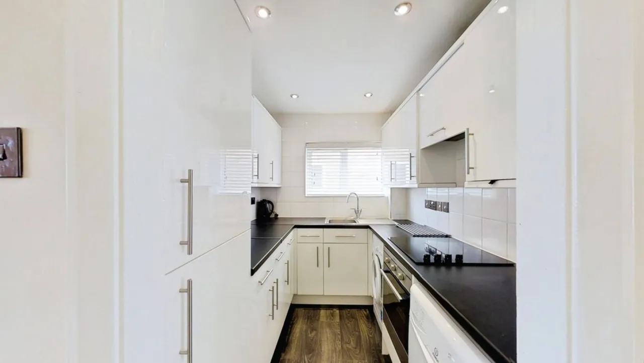Westgate Close, Canterbury, photo 4