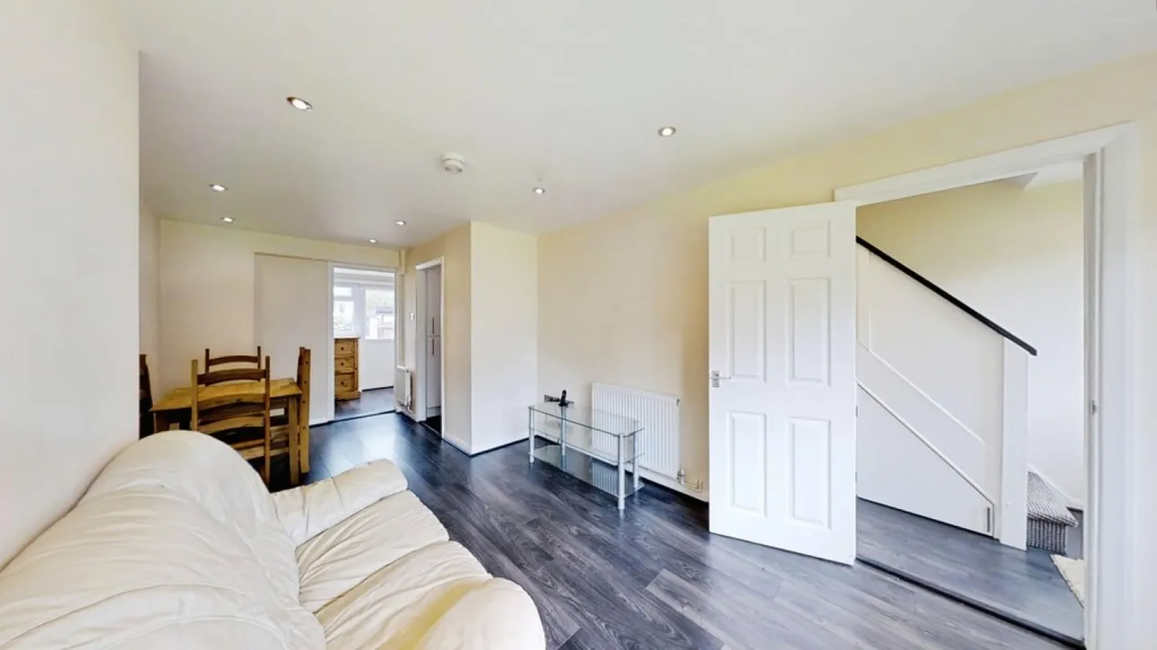 Westgate Close, Canterbury, photo 3