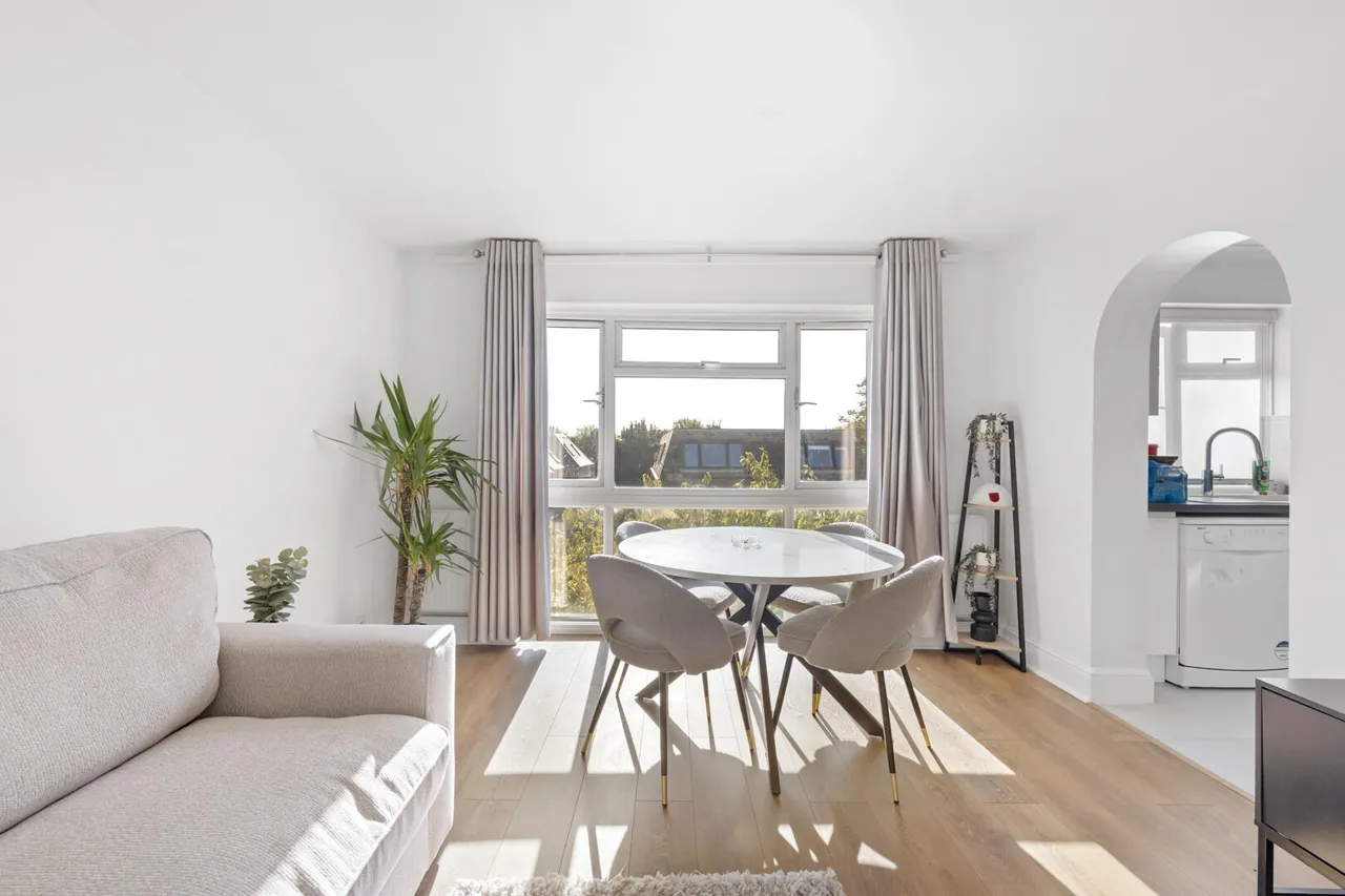 Bells Hill, Barnet, EN5 2SR, photo 2