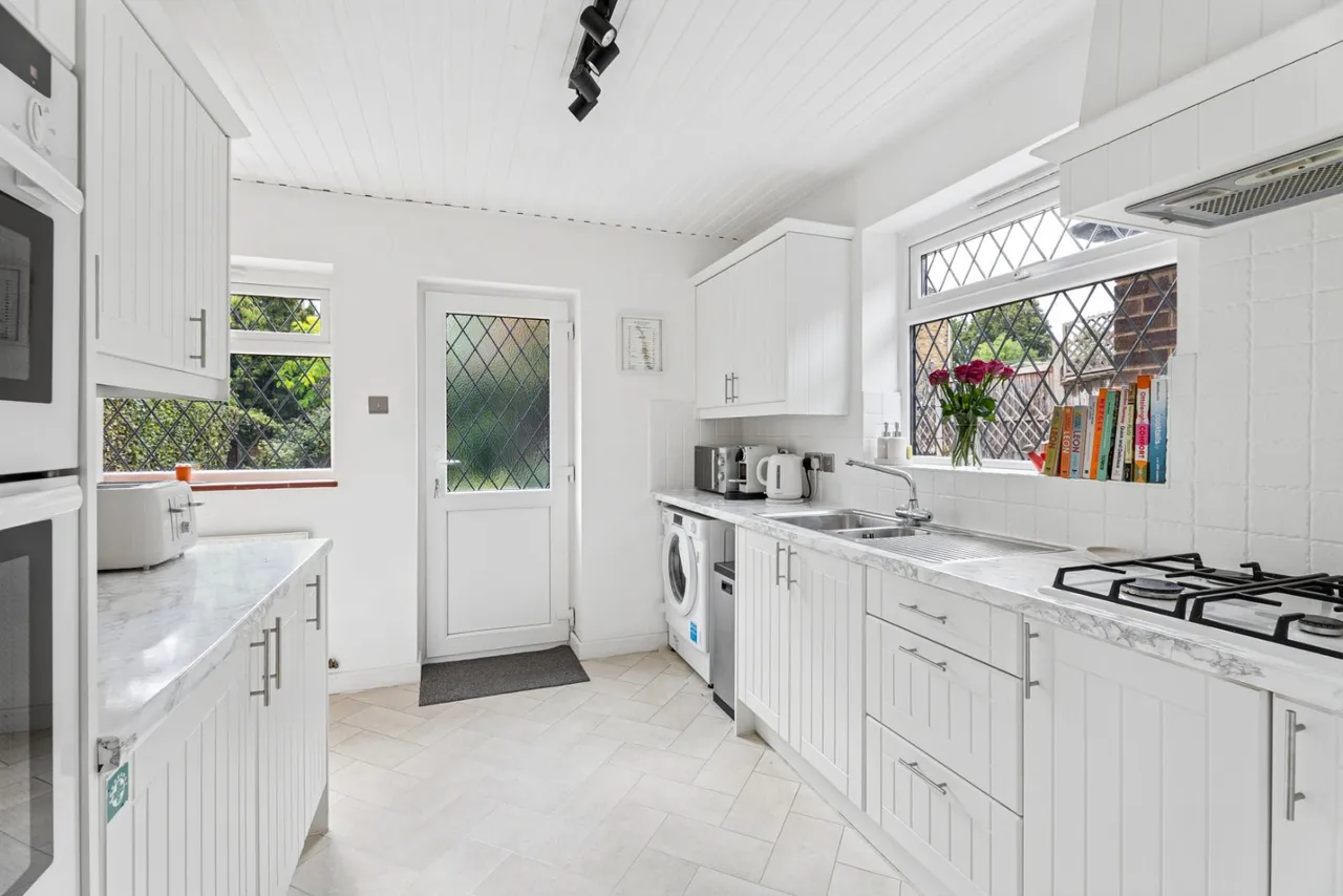 Laurel Road, Chalfont St. Peter, SL9, photo 11