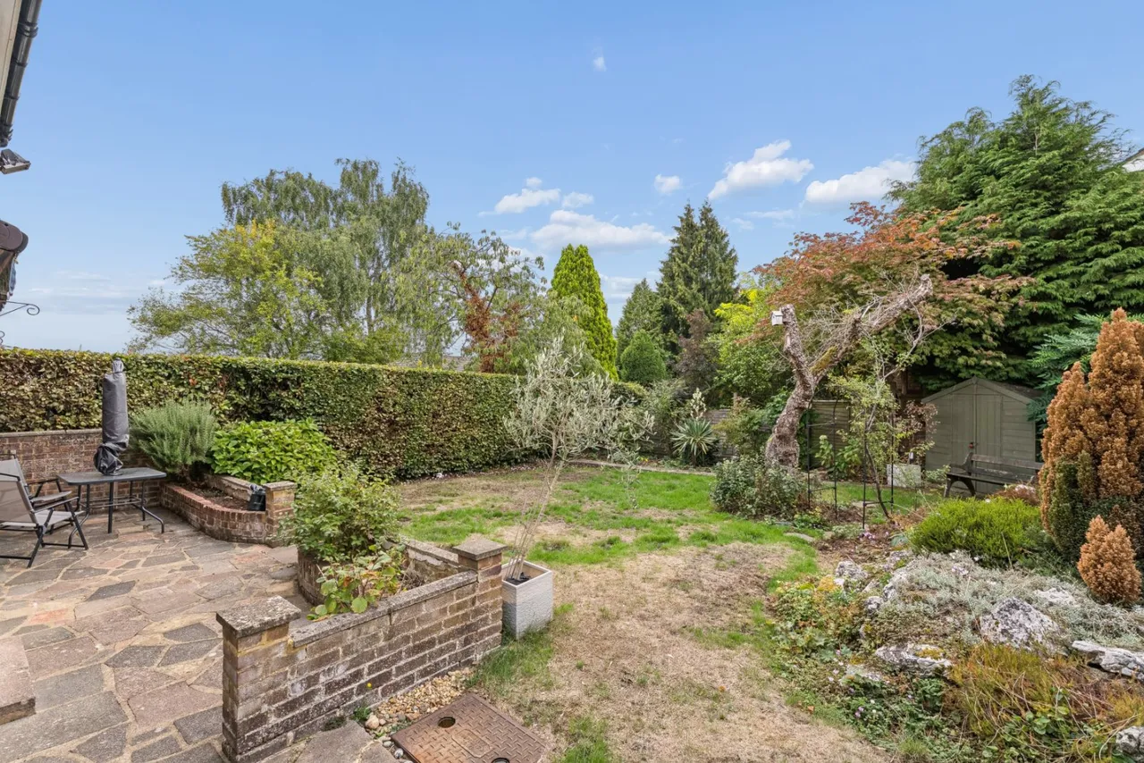 Laurel Road, Chalfont St. Peter, SL9, photo 22