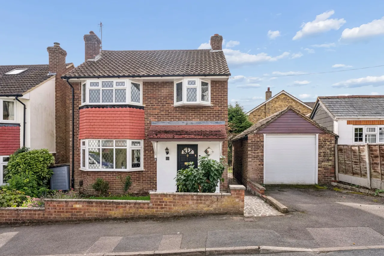 Laurel Road, Chalfont St. Peter, SL9, photo 24