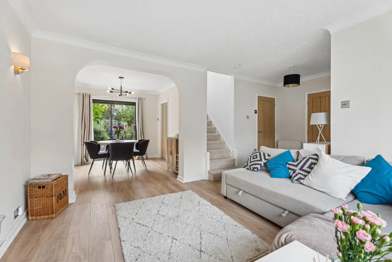 Laurel Road, Chalfont St. Peter, SL9, photo 2