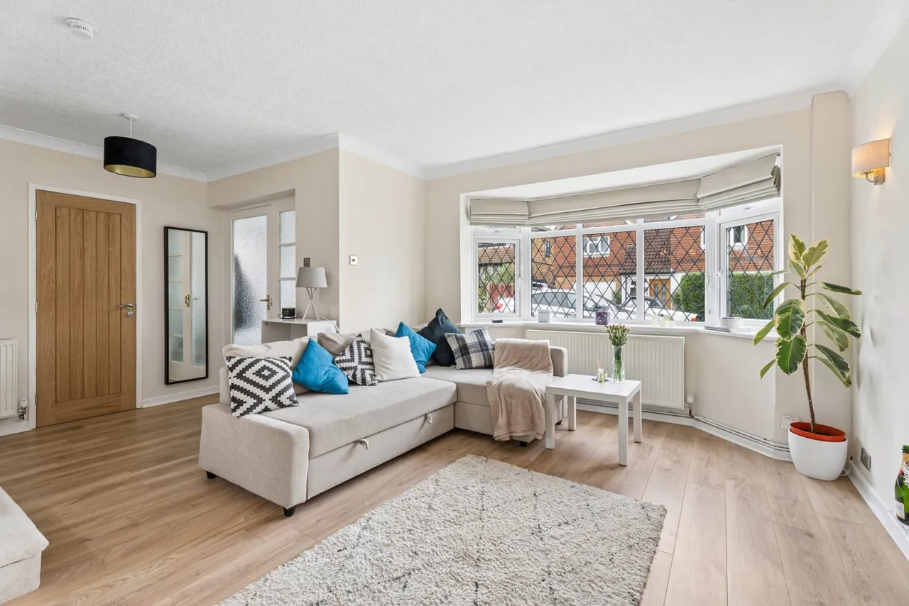 Laurel Road, Chalfont St. Peter, SL9, photo 12