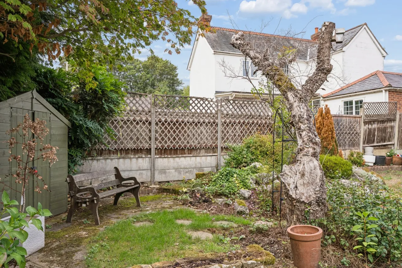Laurel Road, Chalfont St. Peter, SL9, photo 21