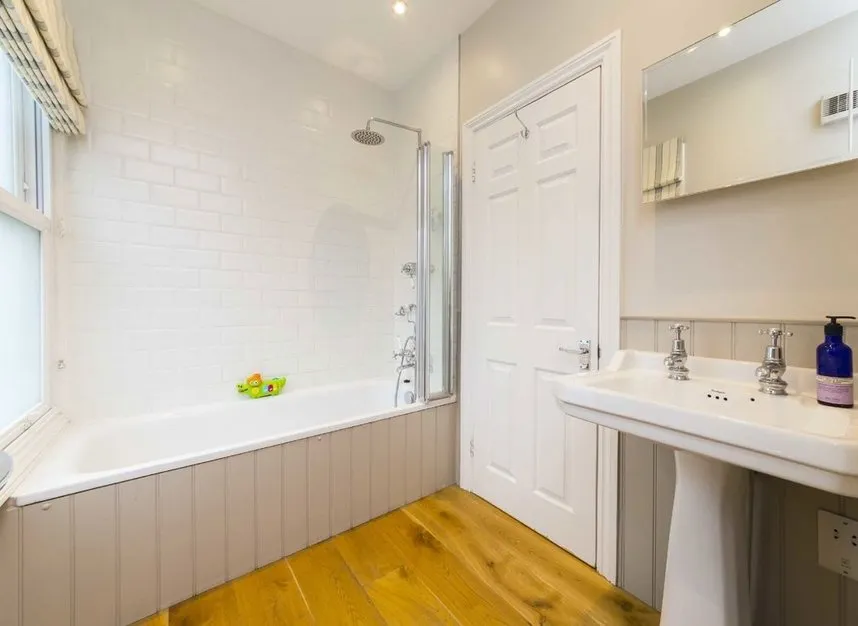 Merton Road, Putney, SW18, photo 8