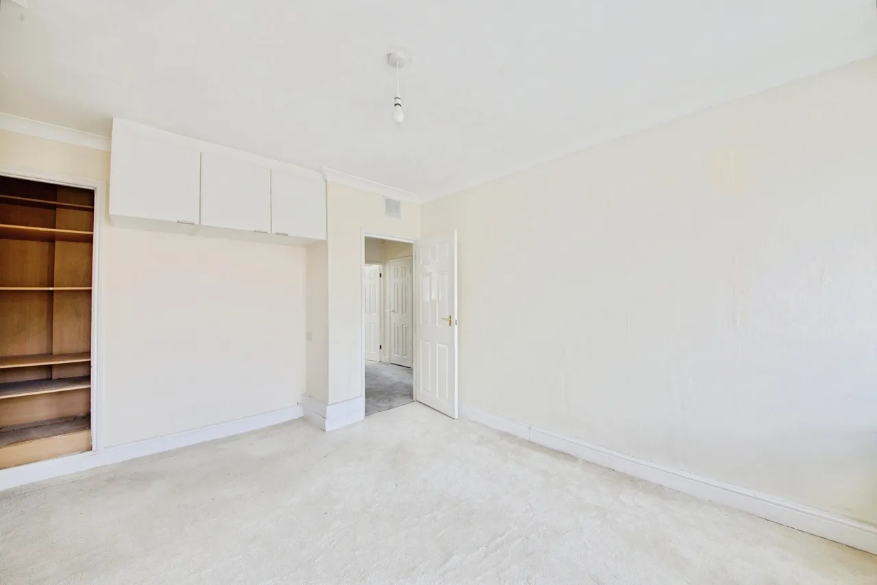 Leyburn Road, Romford, RM3, photo 9