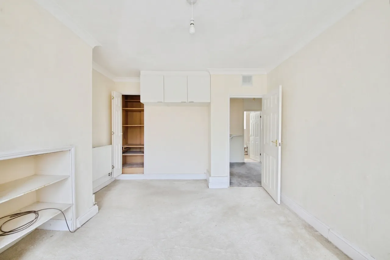 Leyburn Road, Romford, RM3, photo 10