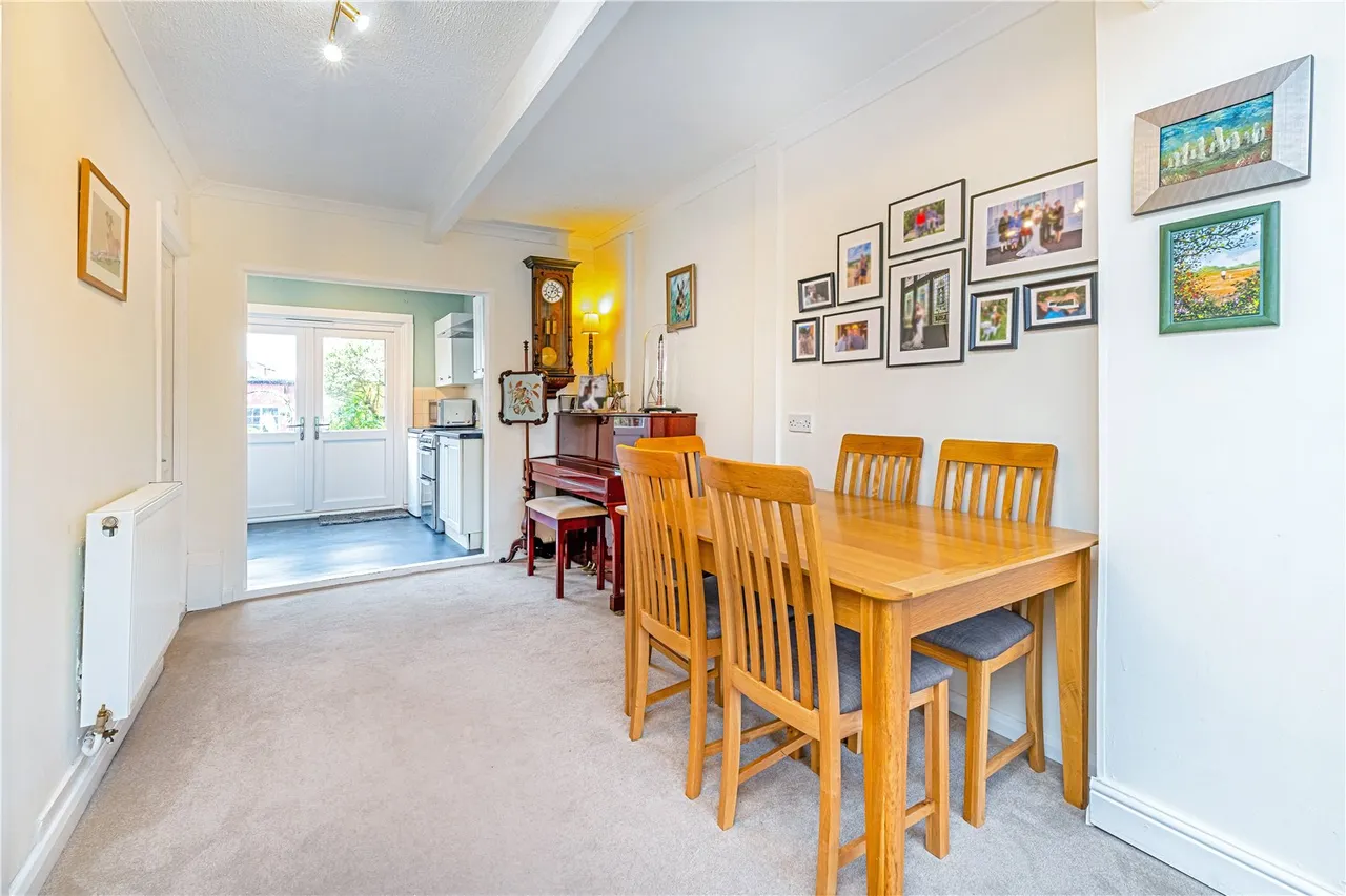 Hampton Lane, Hanworth, TW13 6PD, photo 4