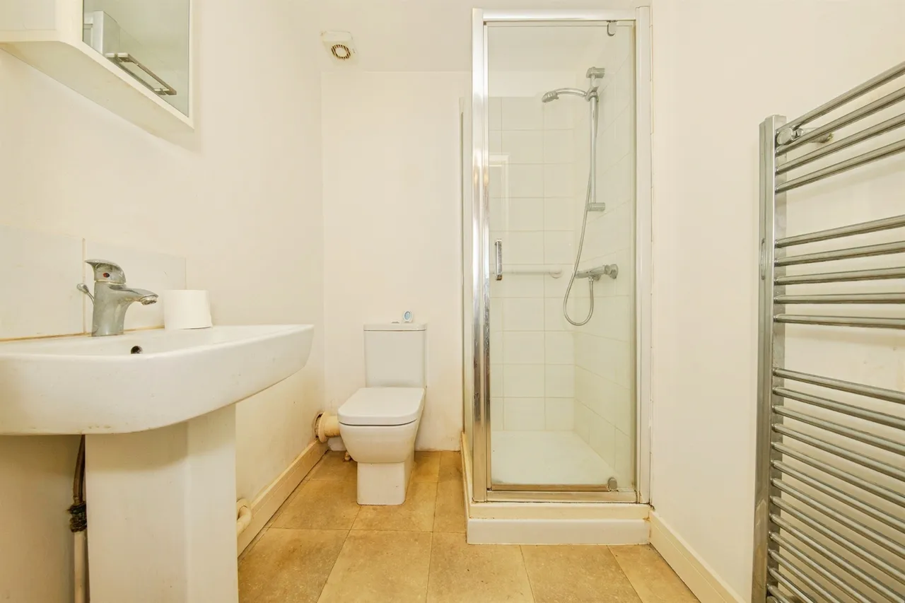 West Avenue, Clacton-On-Sea, CO15, photo 7