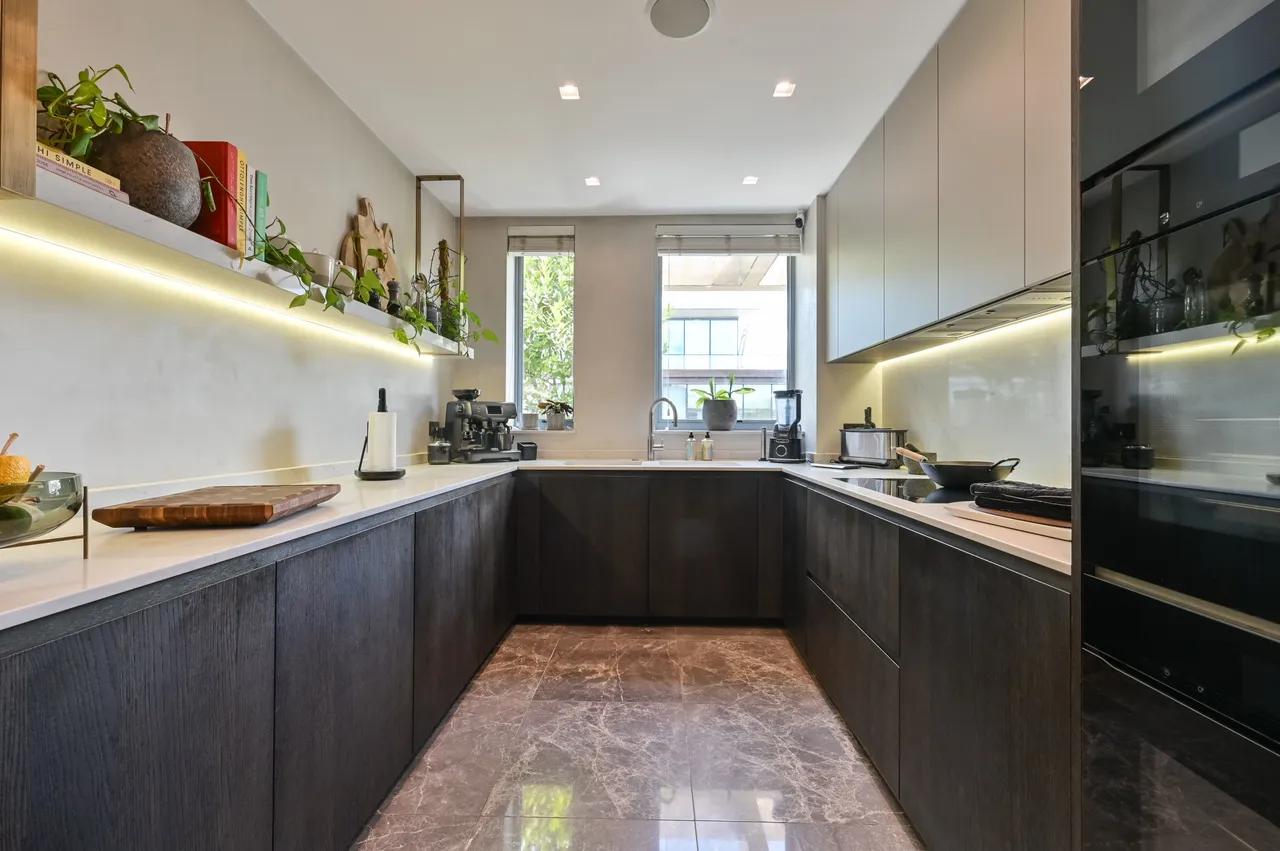 62 Fitzhardinge House, 12-14 Portman Square, London, photo 2