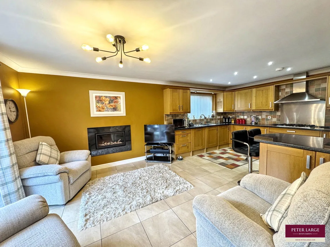 Ffordd Y Mynydd, Betws Yn Rhos, LL22, photo 8