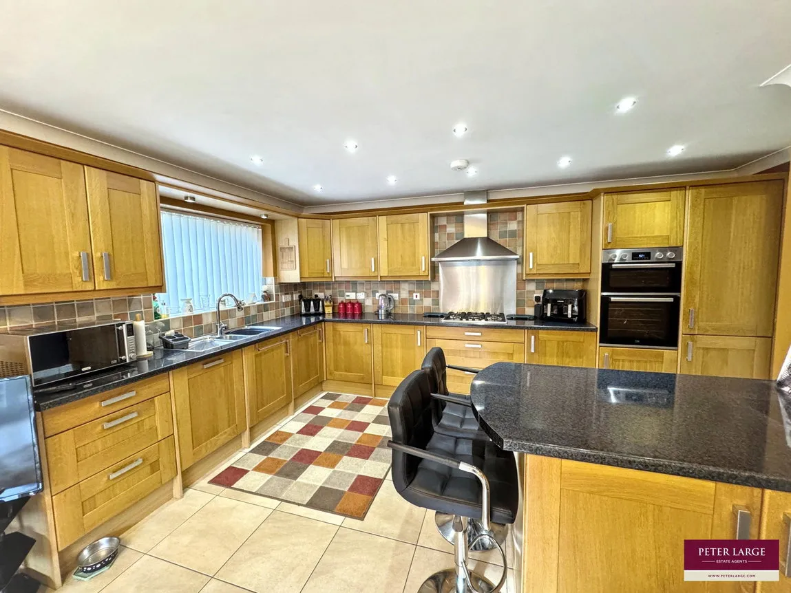 Ffordd Y Mynydd, Betws Yn Rhos, LL22, photo 11