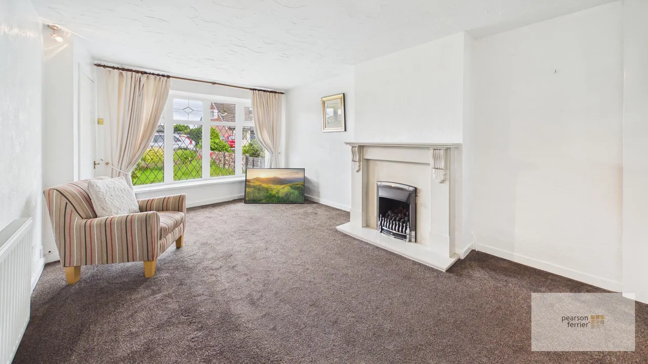 Pennine Close, Bury, BL8 1RB, photo 2