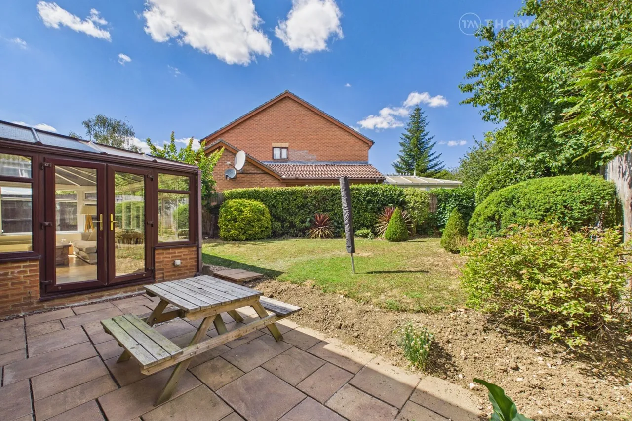 Sparrowhawk Way, Hartford, PE29, photo 12